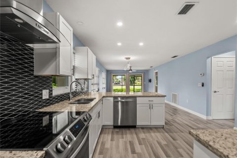 Casa en venta en Sarasota, Florida, 2 dormitorios, 101.54 m2 № 2381012 - foto 20