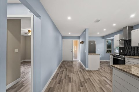 Casa en venta en Sarasota, Florida, 2 dormitorios, 101.54 m2 № 2381012 - foto 25