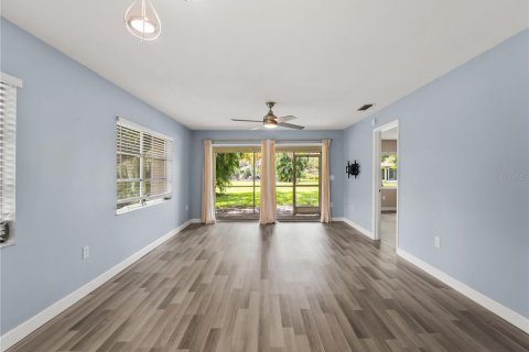 Casa en venta en Sarasota, Florida, 2 dormitorios, 101.54 m2 № 2381012 - foto 7