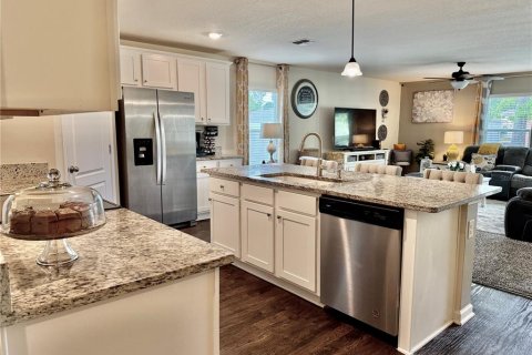 House in Palm Coast, Florida 4 bedrooms, 173.08 sq.m. № 1657451 - photo 13