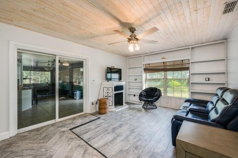 House in Deltona, Florida 3 bedrooms, 154.5 sq.m. № 1631168 - photo 15