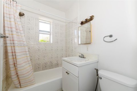 Condominio en alquiler en Miami Beach, Florida, 1 dormitorio, 55.46 m2 № 2030971 - foto 10