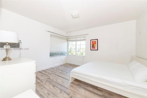 Condominio en alquiler en Miami Beach, Florida, 1 dormitorio, 55.46 m2 № 2030971 - foto 6