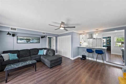Villa ou maison à vendre à Saint Petersburg, Floride: 3 chambres, 117.8 m2 № 2415053 - photo 8