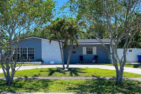 Villa ou maison à vendre à Lauderdale Lakes, Floride: 3 chambres, 120.77 m2 № 1975649 - photo 6