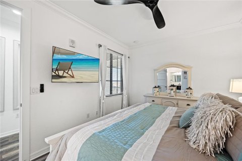 Condo in Bradenton, Florida, 2 bedrooms in LAKEWOOD NATIONAL  № 1674070 - photo 7