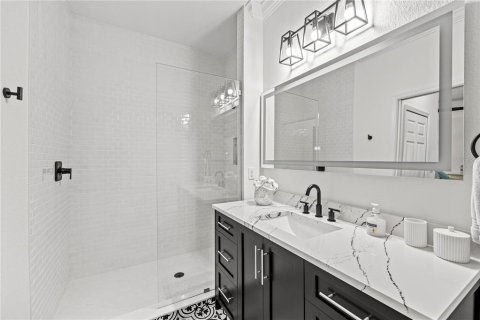 Condo in Bradenton, Florida, 2 bedrooms in LAKEWOOD NATIONAL  № 1674070 - photo 12