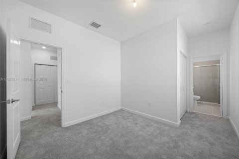 Adosado en venta en Homestead, Florida, 4 dormitorios, 166.3 m2 № 2066732 - foto 28