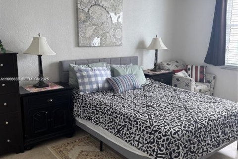 Condominio en alquiler en Hollywood, Florida, 1 dormitorio, 69.21 m2 № 2011656 - foto 16