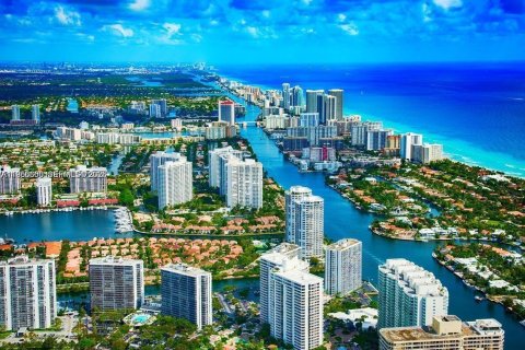 Condominio en alquiler en Hollywood, Florida, 1 dormitorio, 69.21 m2 № 2011656 - foto 27