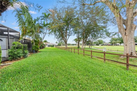 Touwnhouse à louer à Pembroke Pines, Floride: 3 chambres, 156.63 m2 № 2075302 - photo 30