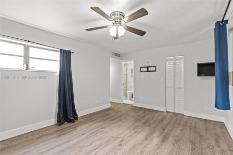 Touwnhouse à louer à Pembroke Pines, Floride: 3 chambres, 156.63 m2 № 2075302 - photo 21