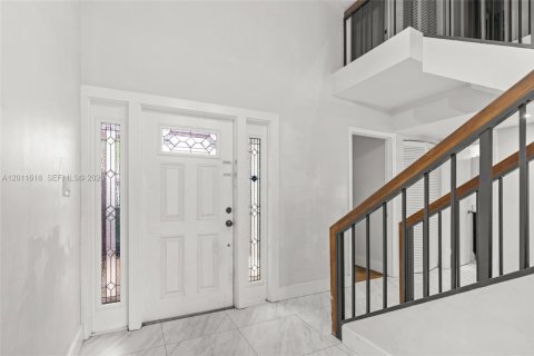 Touwnhouse à louer à Pembroke Pines, Floride: 3 chambres, 156.63 m2 № 2075302 - photo 4