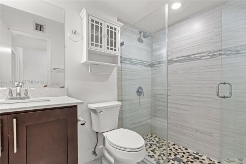 Touwnhouse à louer à Pembroke Pines, Floride: 3 chambres, 156.63 m2 № 2075302 - photo 17