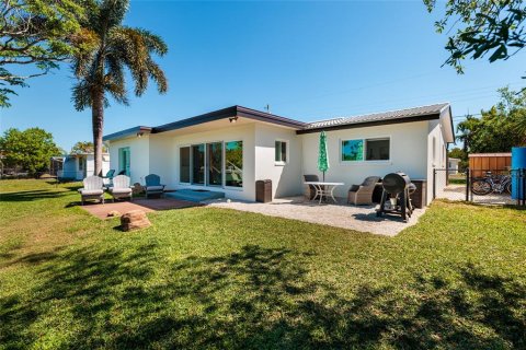 Casa en venta en Saint Petersburg, Florida, 3 dormitorios, 131.09 m2 № 2120671 - foto 18