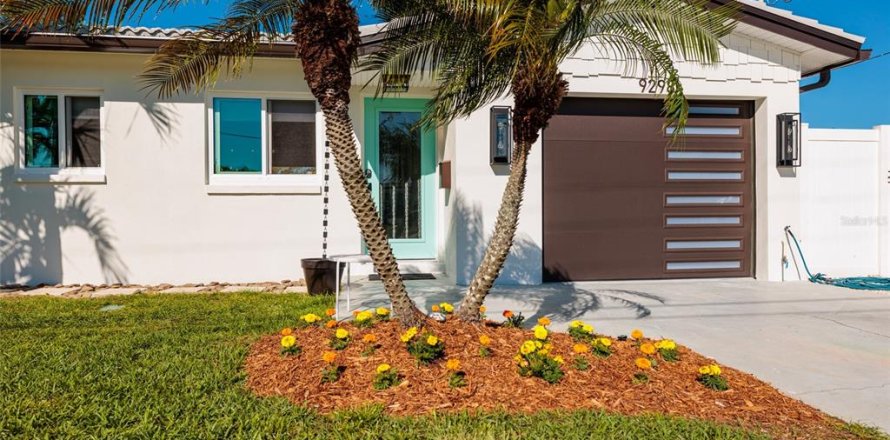 Casa en Saint Petersburg, Florida 3 dormitorios, 131.09 m2 № 2120671