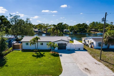 Casa en venta en Saint Petersburg, Florida, 3 dormitorios, 131.09 m2 № 2120671 - foto 27