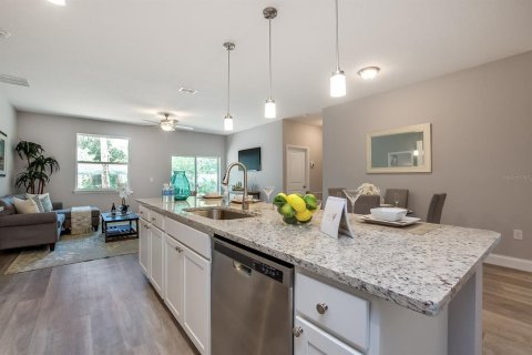 Casa en venta en Orlando, Florida, 4 dormitorios, 176.51 m2 № 1913315 - foto 11