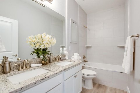 Casa en venta en Orlando, Florida, 4 dormitorios, 176.51 m2 № 1913315 - foto 23