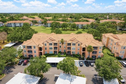 Condo in Orlando, Florida, 3 bedrooms № 2120368