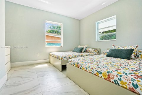 Villa ou maison à louer à North Miami, Floride: 2 chambres, 113.34 m2 № 1997523 - photo 14