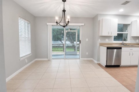 Villa ou maison à vendre à Tarpon Springs, Floride: 3 chambres, 139.17 m2 № 2289948 - photo 7
