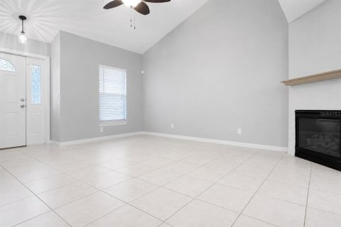 Villa ou maison à vendre à Tarpon Springs, Floride: 3 chambres, 139.17 m2 № 2289948 - photo 5