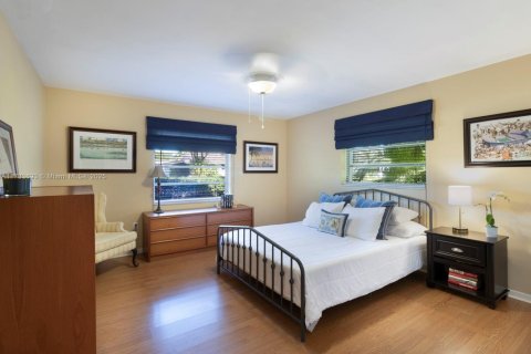 Casa en venta en Palmetto Bay, Florida, 4 dormitorios, 247.4 m2 № 1485865 - foto 29