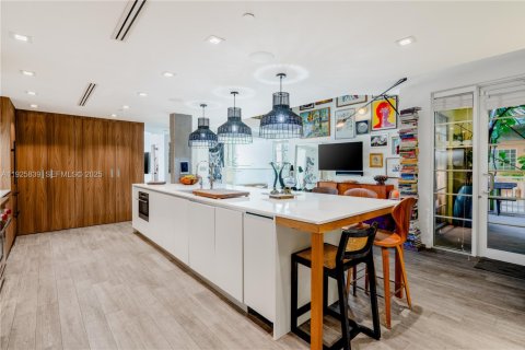 Купить кондоминиум в Майами-Бич, Флорида 3 спальни, 196.95м2, № 1984424 - фото 17