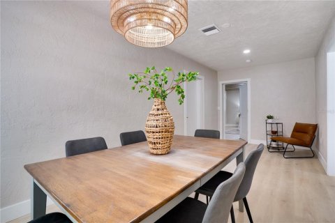 Купить виллу или дом в Сент-Питерсберг, Флорида 3 комнаты, 129.97м2, № 2096687 - фото 15