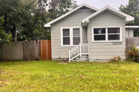 Casa en venta en Saint Petersburg, Florida, 1 dormitorio, 51.65 m2 № 1919807 - foto 2