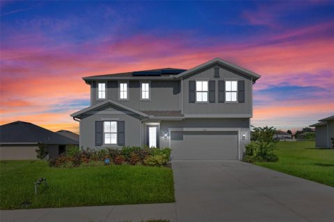 House in Leesburg, Florida 4 bedrooms, 266.44 sq.m. № 1845345 - photo 1
