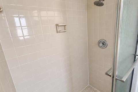 House in Palm Harbor, Florida 2 bedrooms, 144.46 sq.m. № 2379474 - photo 12