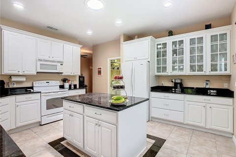 Villa ou maison à vendre à Poinciana, Floride: 3 chambres, 216 m2 № 1805193 - photo 10