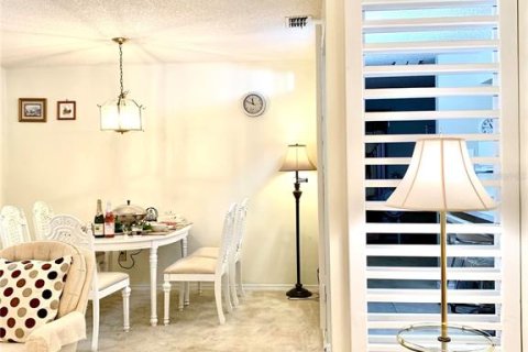 Casa en venta en Deltona, Florida, 3 dormitorios, 157.56 m2 № 2156363 - foto 4