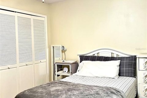 Casa en venta en Deltona, Florida, 3 dormitorios, 157.56 m2 № 2156363 - foto 13