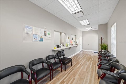 Propiedad comercial en venta en Tampa, Florida, 221.48 m2 № 2202007 - foto 21