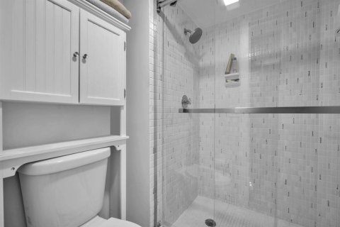 Condo in Pompano Beach, Florida, 2 bedrooms № 2081795 - photo 23