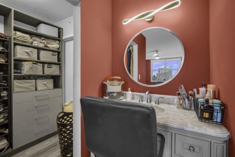 Condo in Pompano Beach, Florida, 2 bedrooms № 2081795 - photo 19