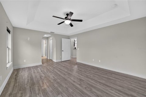 House in Ocala, Florida 3 bedrooms, 179.67 sq.m. № 2227537 - photo 5