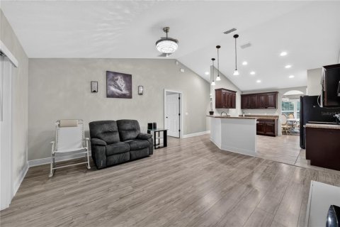 House in Ocala, Florida 3 bedrooms, 179.67 sq.m. № 2227537 - photo 19
