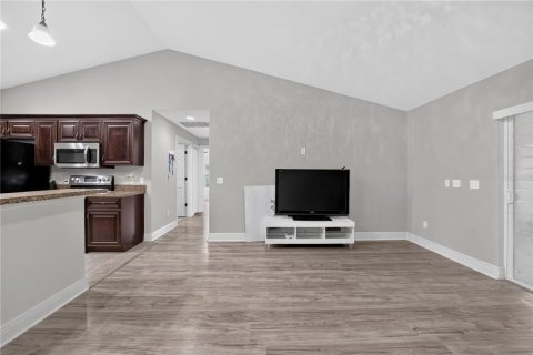 House in Ocala, Florida 3 bedrooms, 179.67 sq.m. № 2227537 - photo 20
