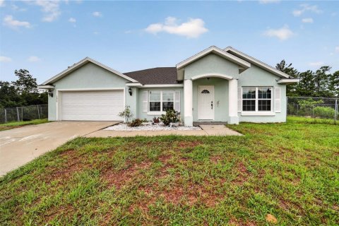 House in Ocala, Florida 3 bedrooms, 179.67 sq.m. № 2227537 - photo 8