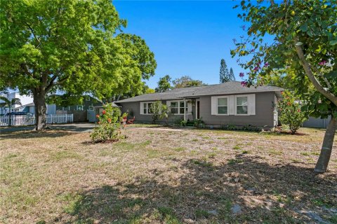 Villa ou maison à vendre à Tampa, Floride: 3 chambres, 132.66 m2 № 1590665 - photo 1
