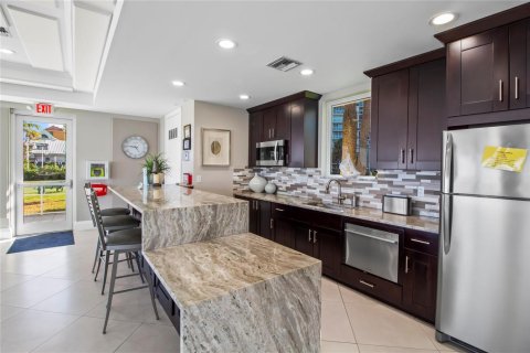 Condo in Deerfield Beach, Florida, 1 bedroom  № 2250399 - photo 29