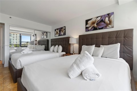 Copropriété à vendre à Miami Beach, Floride: 2 chambres, 111.48 m2 № 1939640 - photo 30