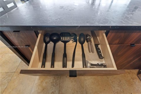 Copropriété à vendre à Miami Beach, Floride: 2 chambres, 111.48 m2 № 1939640 - photo 20