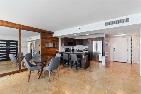 Copropriété à vendre à Miami Beach, Floride: 2 chambres, 111.48 m2 № 1939640 - photo 14