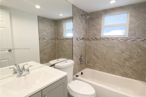 Casa en venta en Tamarac, Florida, 3 dormitorios, 173.82 m2 № 1848391 - foto 23