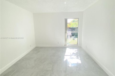 Casa en venta en Tamarac, Florida, 3 dormitorios, 173.82 m2 № 1848391 - foto 28